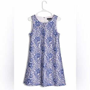 Jessica Howard Blue White Floral Lace Trapeze Dress Size 8 Sleeveless Summer